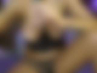 AnnesWhite's Live Sex Cam Show