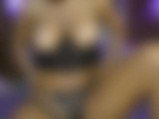 AnnesWhite's Live Sex Cam Show