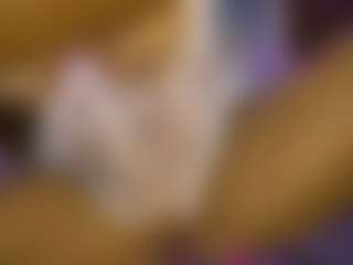 AnnesWhite's Live Sex Cam Show