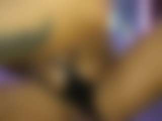 AnnesWhite's Live Sex Cam Show