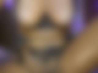 AnnesWhite's Live Sex Cam Show