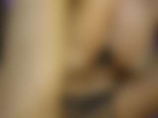 AnnesWhite's Live Sex Cam Show