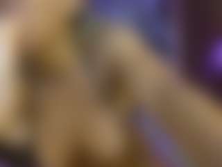 AnnesWhite's Live Sex Cam Show