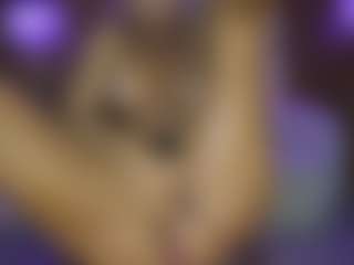 AnnesWhite's Live Sex Cam Show