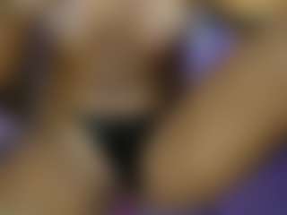 AnnesWhite's Live Sex Cam Show