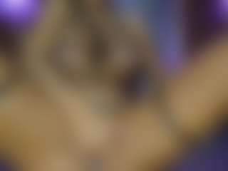 AnnesWhite's Live Sex Cam Show