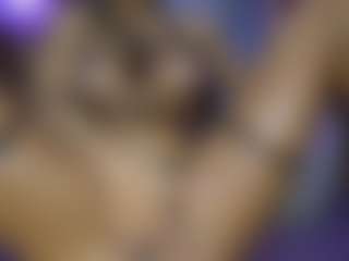 Live cam show with AnnesWhite - Tease Teen (18+) on Camsoda