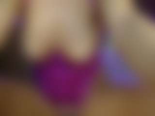 AnnesWhite's Live Sex Cam Show