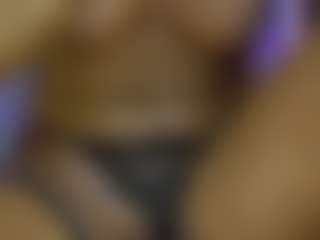 AnnesWhite's Live Sex Cam Show