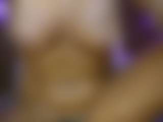 AnnesWhite's Live Sex Cam Show