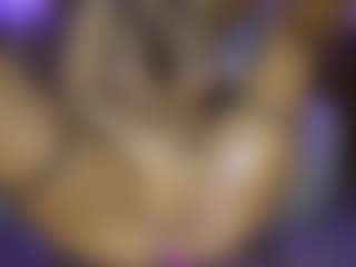 AnnesWhite's Live Sex Cam Show