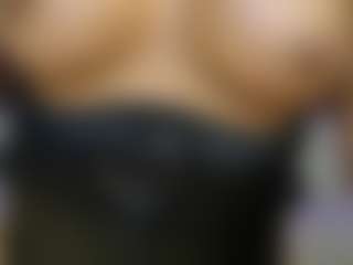 Live cam show with AnnesWhite - Anal MILF on CamwithHer