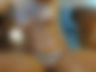 AnnesWhite's Live Sex Cam Show