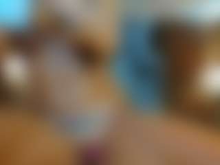 AnnesWhite's Live Sex Cam Show