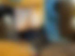 Live cam show with AnnesWhite - Flashing on sexylivex.com