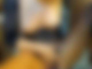 Live cam show with AnnesWhite - Green Eyes on Adult Interactions