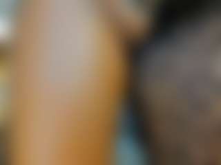 Live cam show with AnnesWhite - Bedroom MILF on SmokeAndPoke