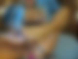 Live cam show with AnnesWhite - Anal MILF on Camsoda