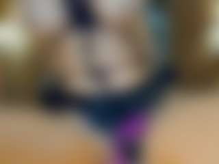 Live cam show with AnnesWhite - Blonde Hair on studioflirtlive.com