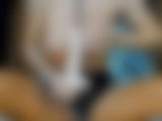 AnnesWhite's Live Sex Cam Show