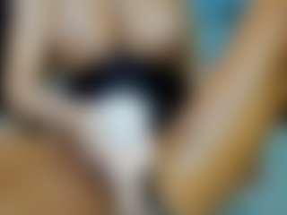 AnnesWhite's Live Sex Cam Show