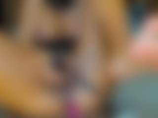 AnnesWhite's Live Sex Cam Show