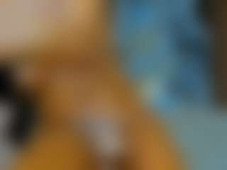 AnnesWhite's Live Sex Cam Show