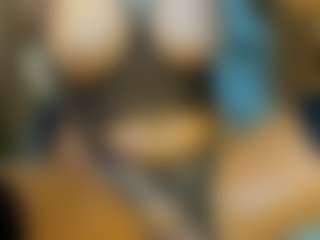 Live cam show with AnnesWhite - Blonde Hair Big Tits on CamClone