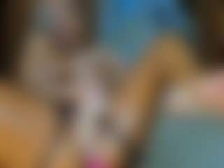 Live cam show with AnnesWhite - Average on Camiplay Live