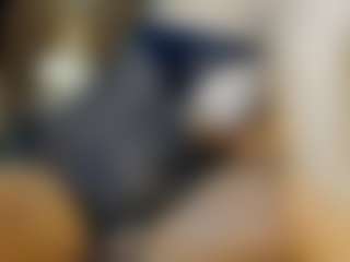 AnnesWhite's Live Sex Cam Show