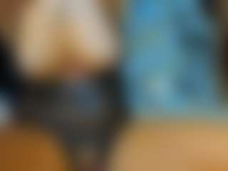 Live cam show with AnnesWhite - Tease Blonde Hair on sexylive.show