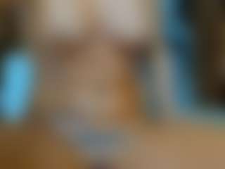 AnnesWhite's Live Sex Cam Show