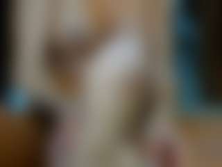 AnnesWhite's Live Sex Cam Show