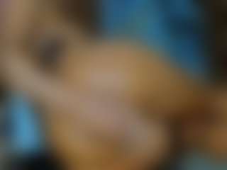 AnnesWhite's Live Sex Cam Show