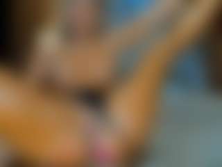 AnnesWhite's Live Sex Cam Show