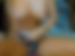 AnnesWhite's Live Sex Cam Show
