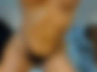 AnnesWhite's Live Sex Cam Show
