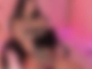 Live cam show with Minerva Soto - Brown Eyes Asian on Uber Horny
