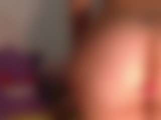 Live cam show with miss-mulan - Asian BBW on Camsoda