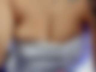 Live cam show with Anny Rouse - Bikini on Hubzter Live