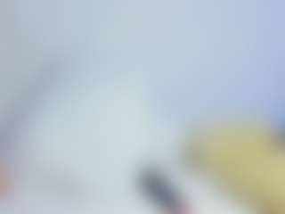 Live-Cam-Show mit Anny Rouse - Tease auf Camsoda