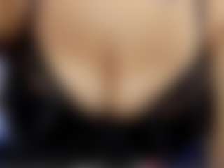 Live cam show with Anny Rouse - Bikini on Hubzter Live