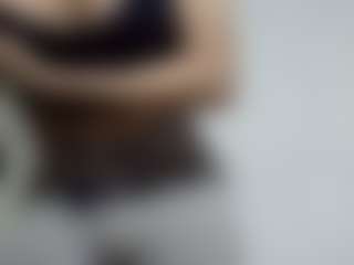 Live cam show with EvaTiffany - Brown Eyes on infinitiblacc.com