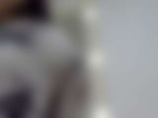 Live cam show with EvaTiffany - Black Hair on hotwifechat.live