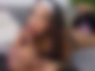 Live-Cam-Show mit Katie Cruz - Control auf Camsoda