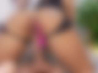 Katie Cruz's Live Sex Cam Show
