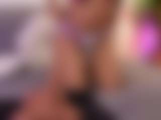 Katie Cruz's Live Sex Cam Show