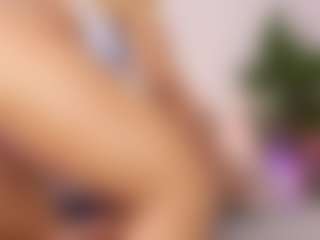 Live-camshow met Katie Cruz - Average op Camsoda