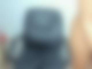 kilenyaPatrise's Live Sex Cam Show