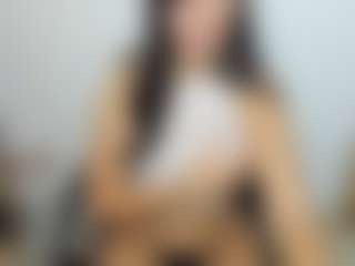 Live cam show with kilenyaPatrise - Fingers on AdultVida.com